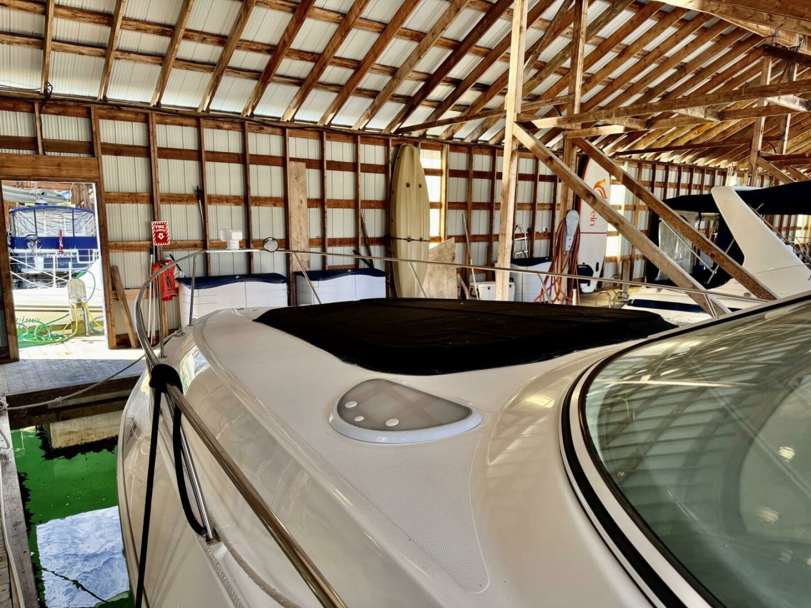 2006 Cruisers Yachts 340 Express - Photo 40
