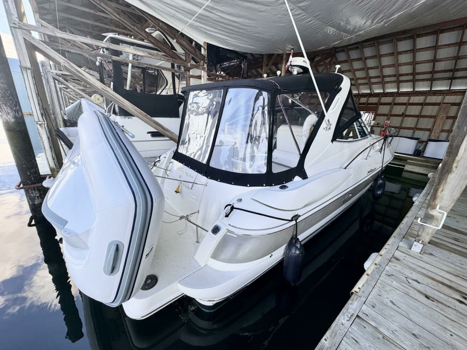 2006 Cruisers Yachts 340 Express - Photo 8