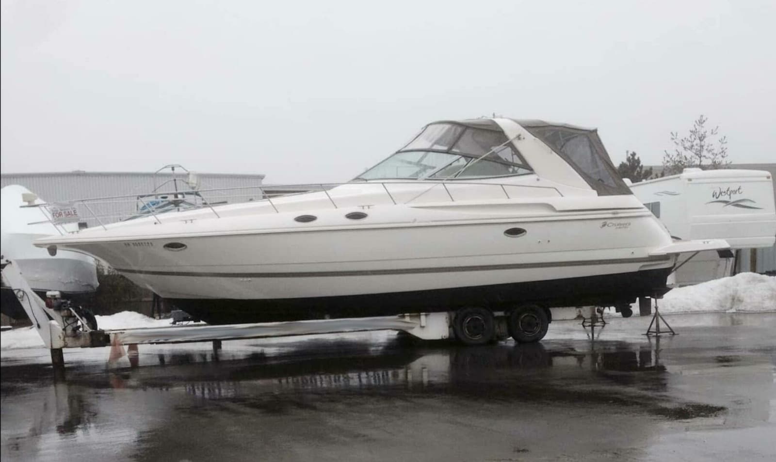 1998 Cruisers Yachts 3870 Express - Photo 15