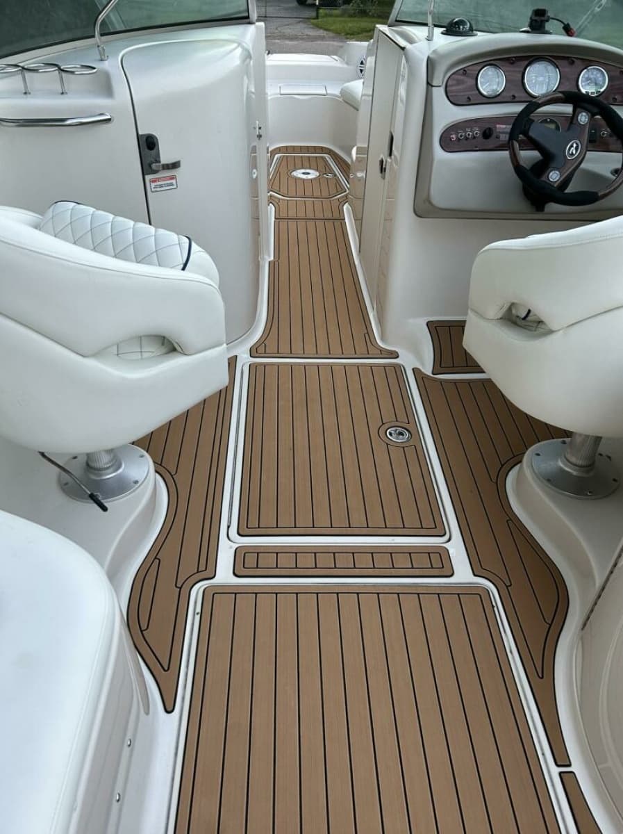 2005 Sea Ray 270 Sundeck - Photo 4