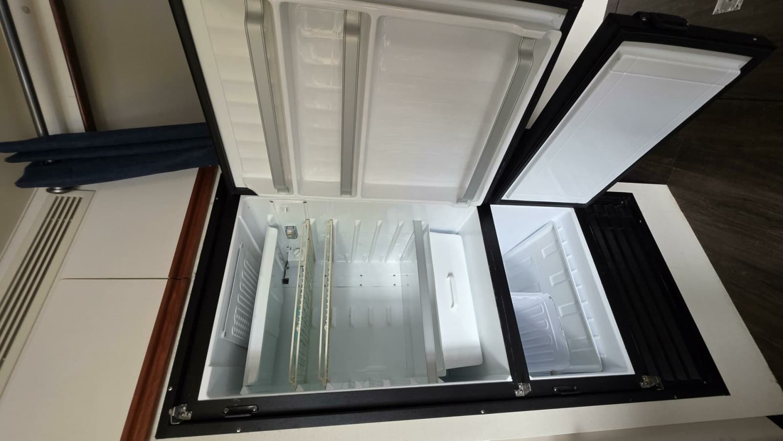 1989 Carver Santego - Photo 27