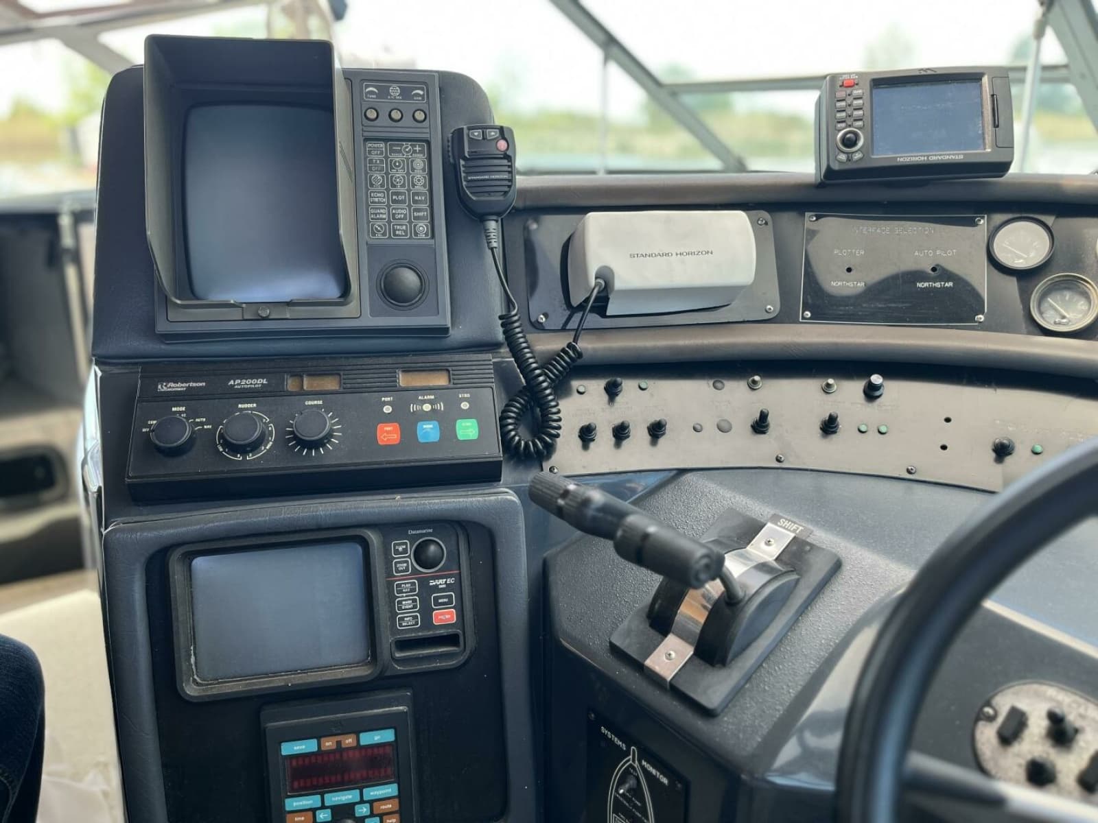 1992 Sea Ray 440 Sundancer - Photo 14