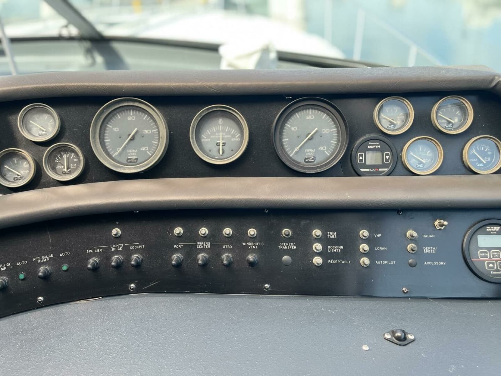 1992 Sea Ray 440 Sundancer - Photo 16