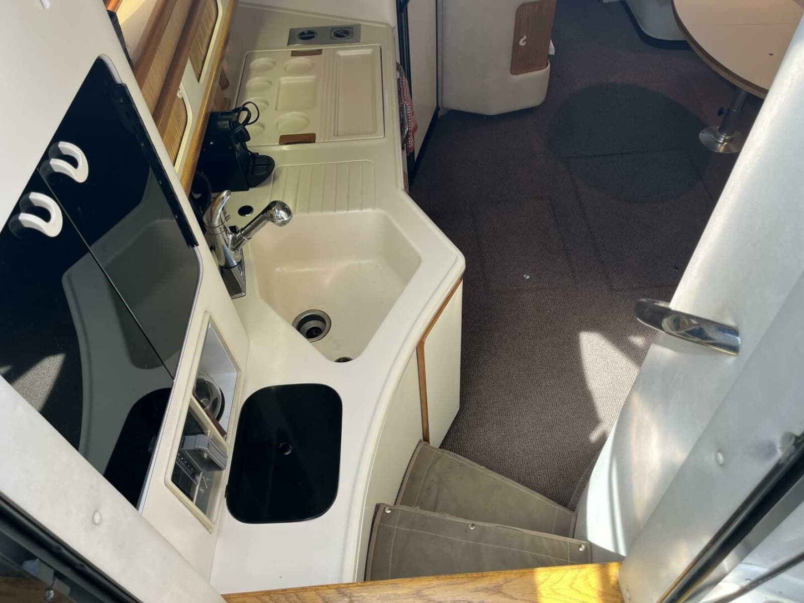 1992 Sea Ray 440 Sundancer - Photo 21