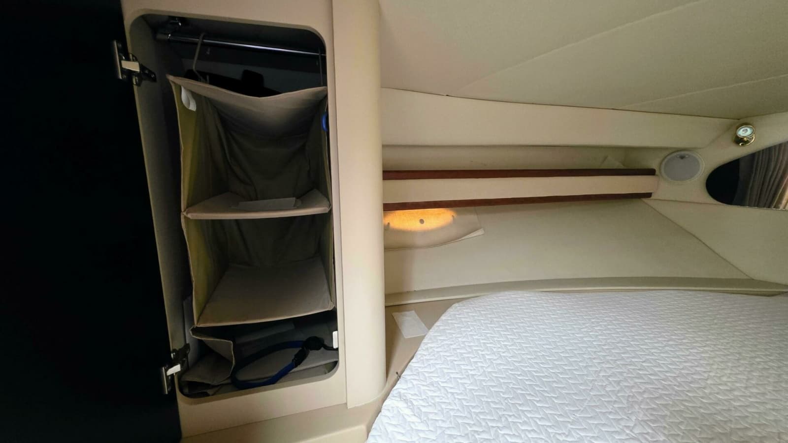 1999 Cruisers Yachts 3375 Esprit - Photo 29