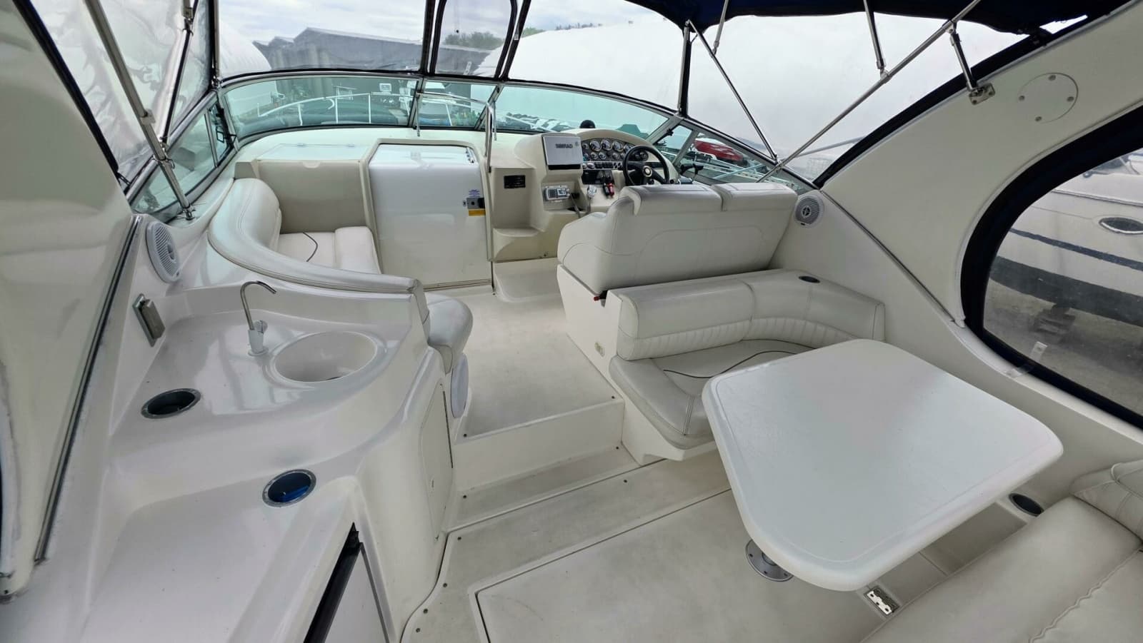 1999 Cruisers Yachts 3375 Esprit - Photo 8