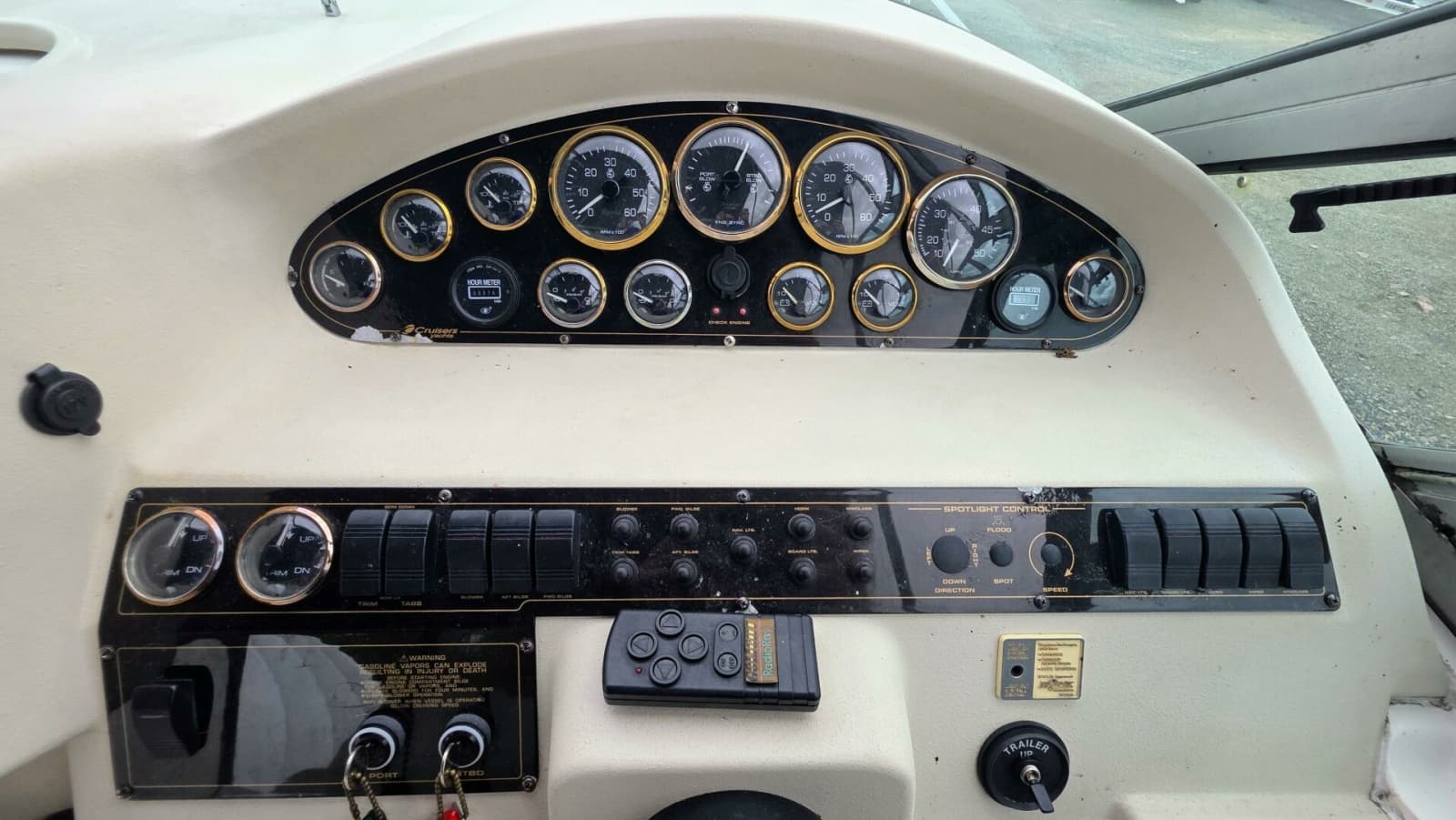 1999 Cruisers Yachts 3375 Esprit - Photo 18