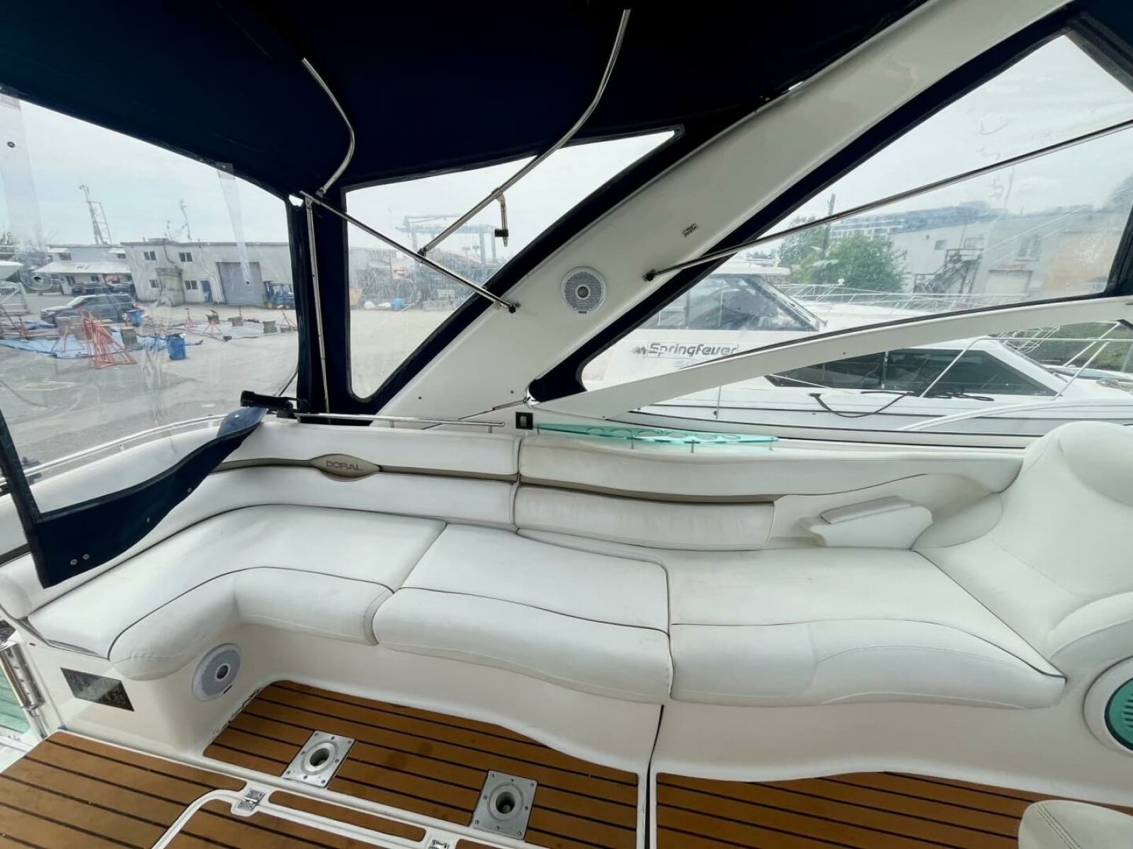 2006 Doral 330SE - Photo 13