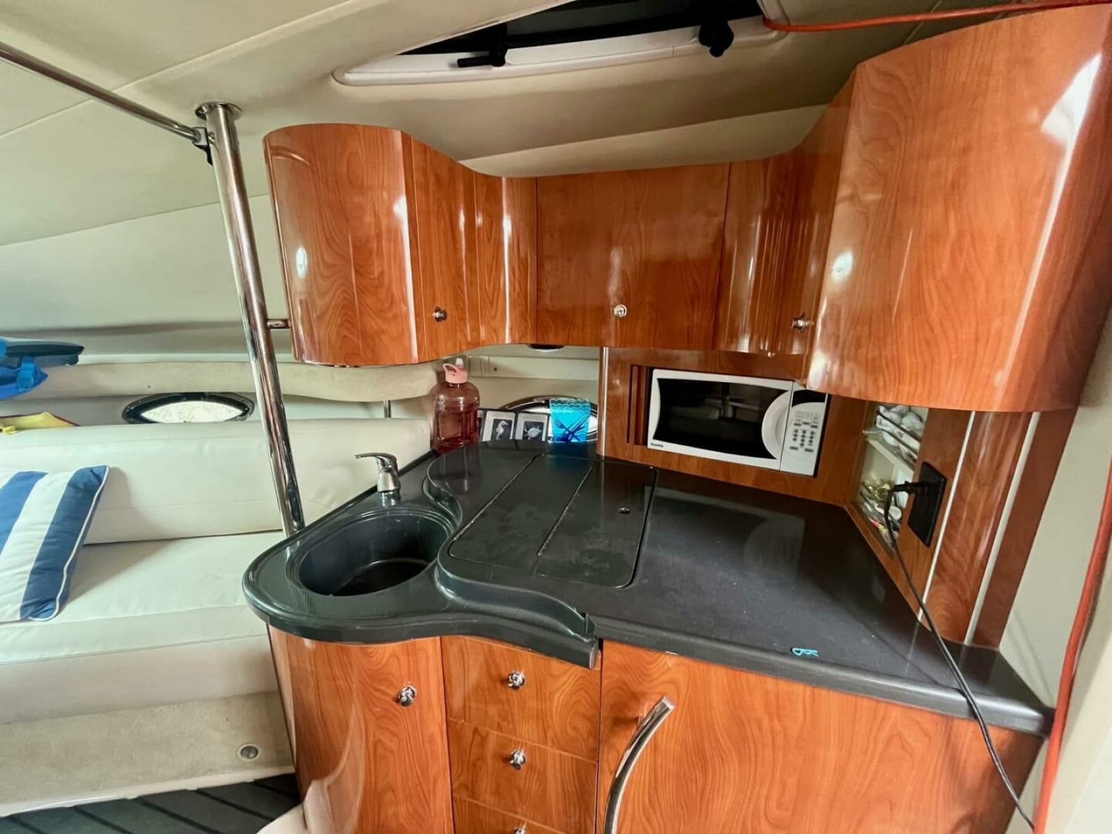 2006 Doral 330SE - Photo 16