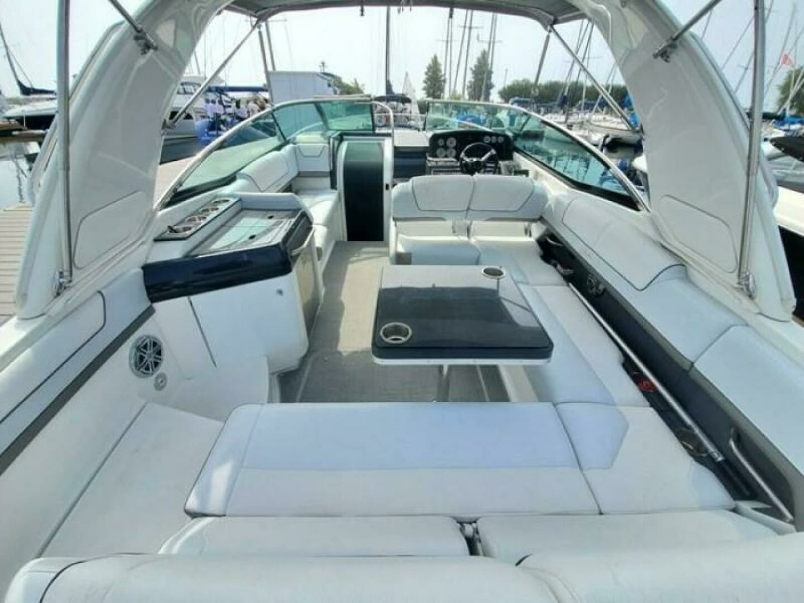 2017 Formula 310SS - Photo 16