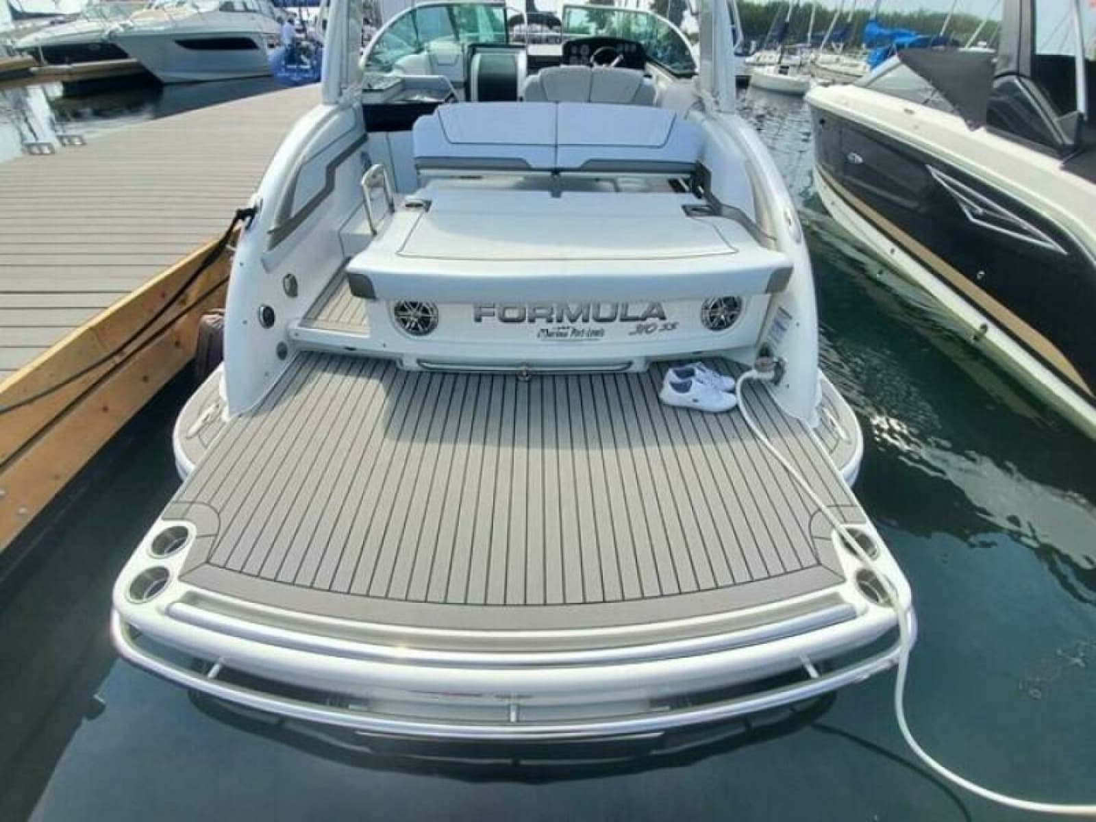2017 Formula 310SS - Photo 12