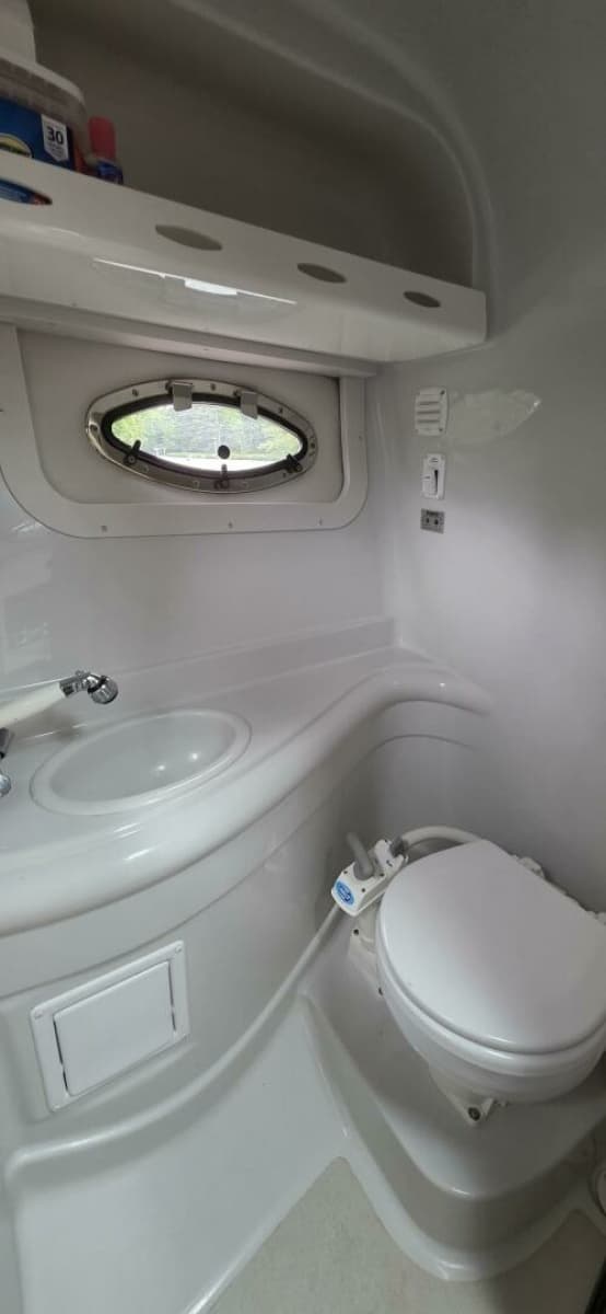 2005 Crownline 250CR - Photo 29