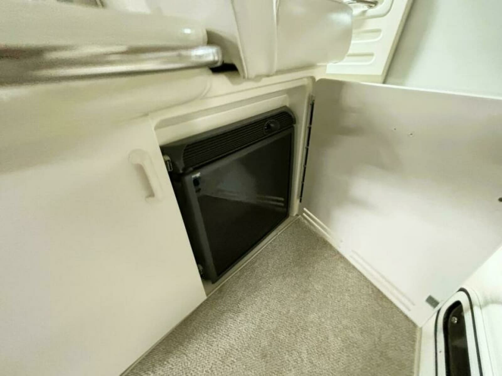 1995 Sea Ray 370 Sundancer - Photo 14