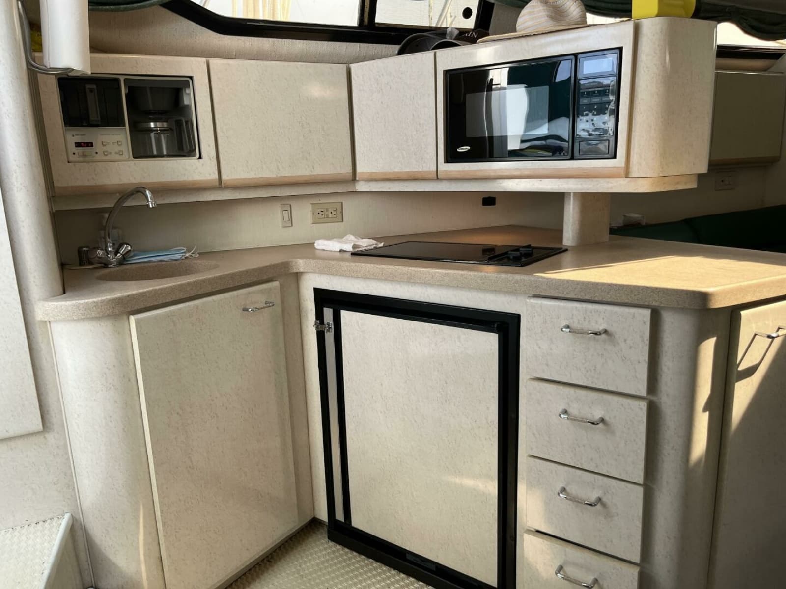 1995 Wellcraft 3600 Martinique - Photo 29