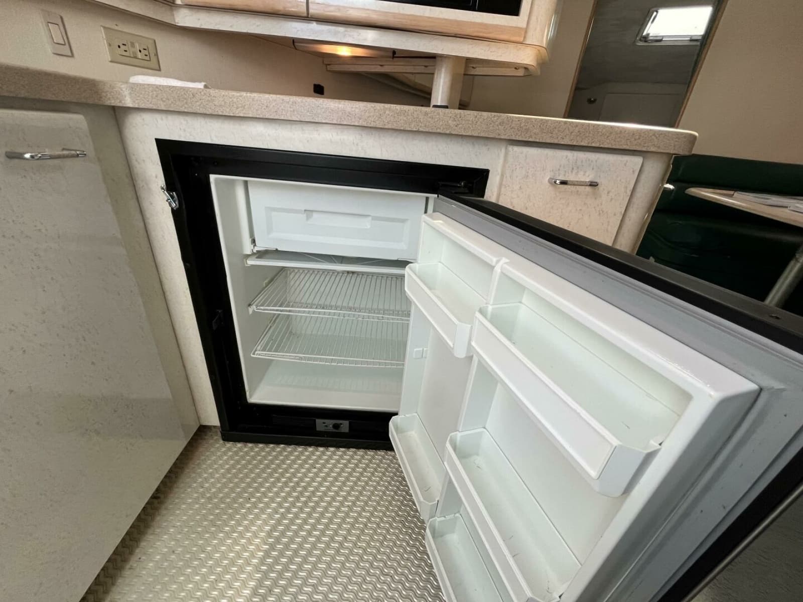 1995 Wellcraft 3600 Martinique - Photo 30
