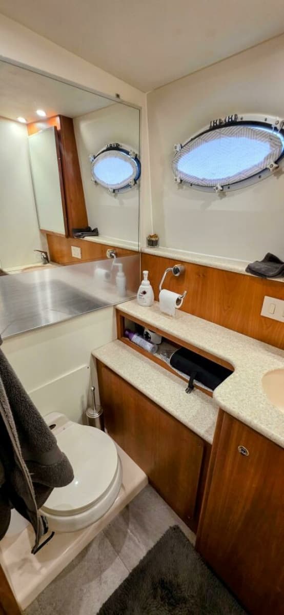 2000 Silverton 453 Motor Yacht - Photo 46