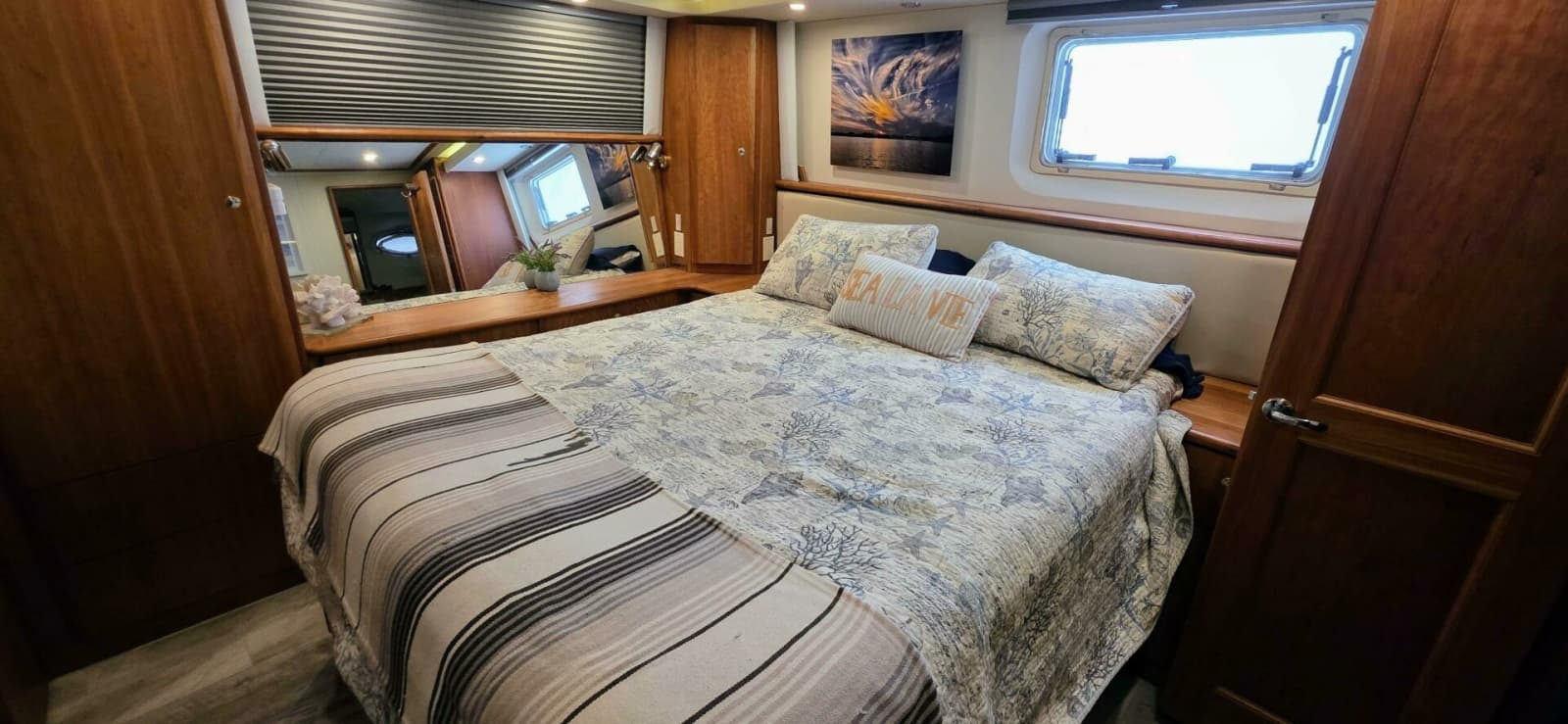 2000 Silverton 453 Motor Yacht - Photo 44