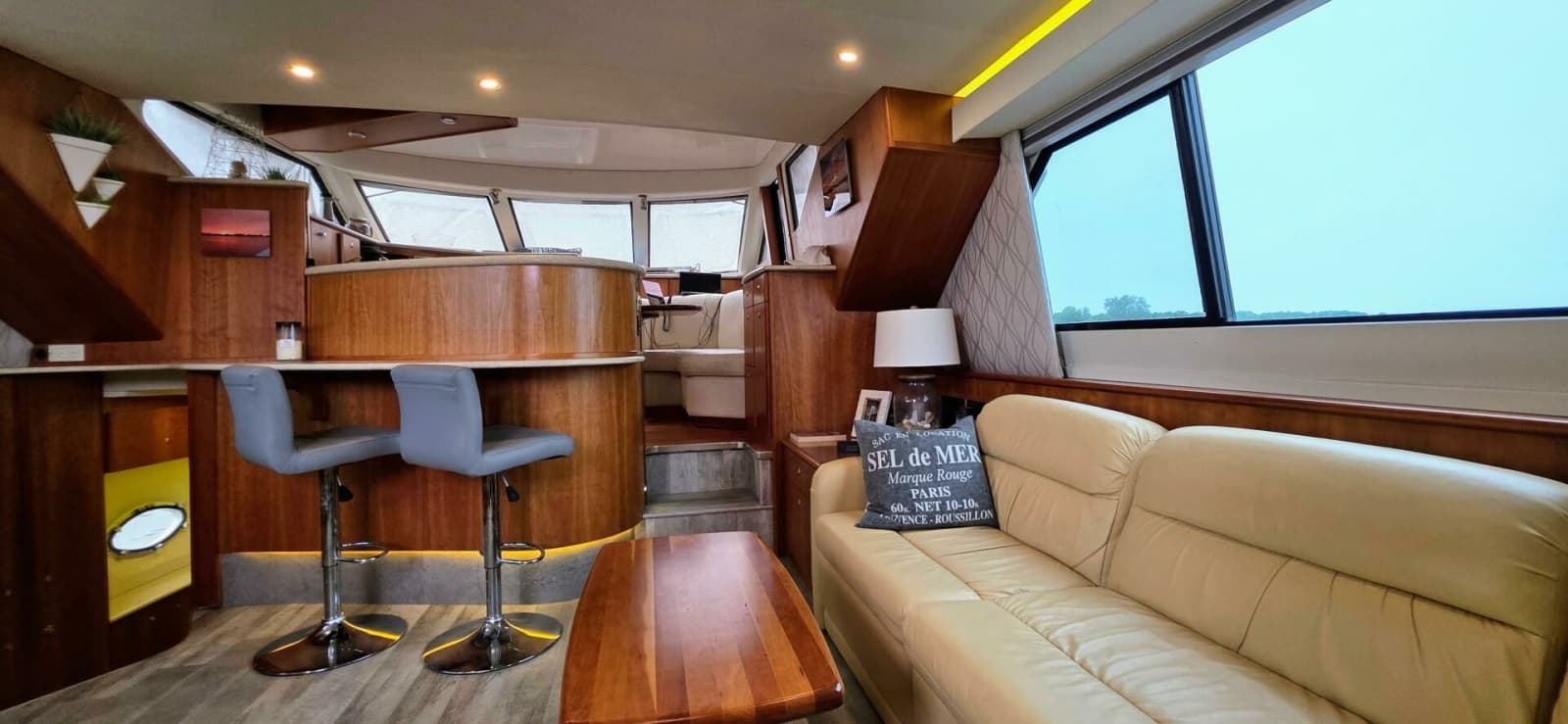 2000 Silverton 453 Motor Yacht - Photo 48