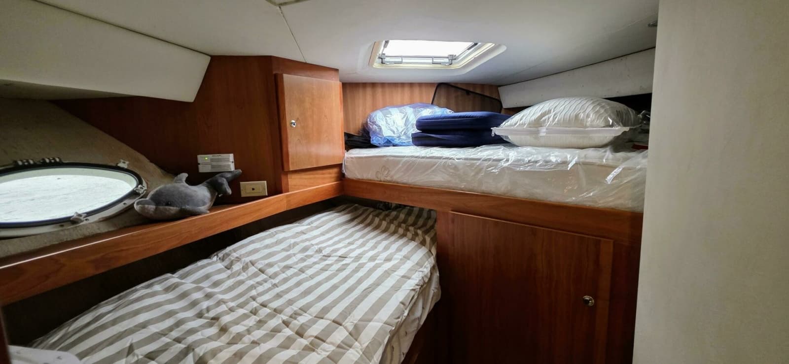 2000 Silverton 453 Motor Yacht - Photo 56