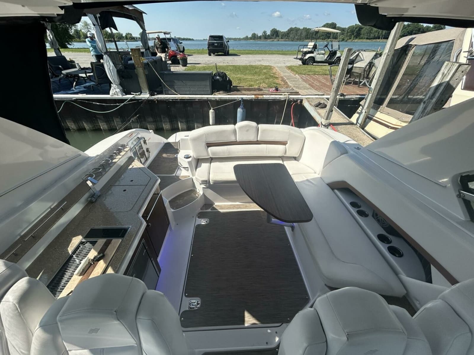 2017 Four Winns H350 - Photo 13