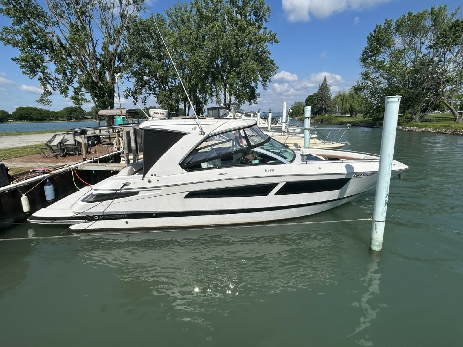 2017 Four Winns H350 - Photo 1