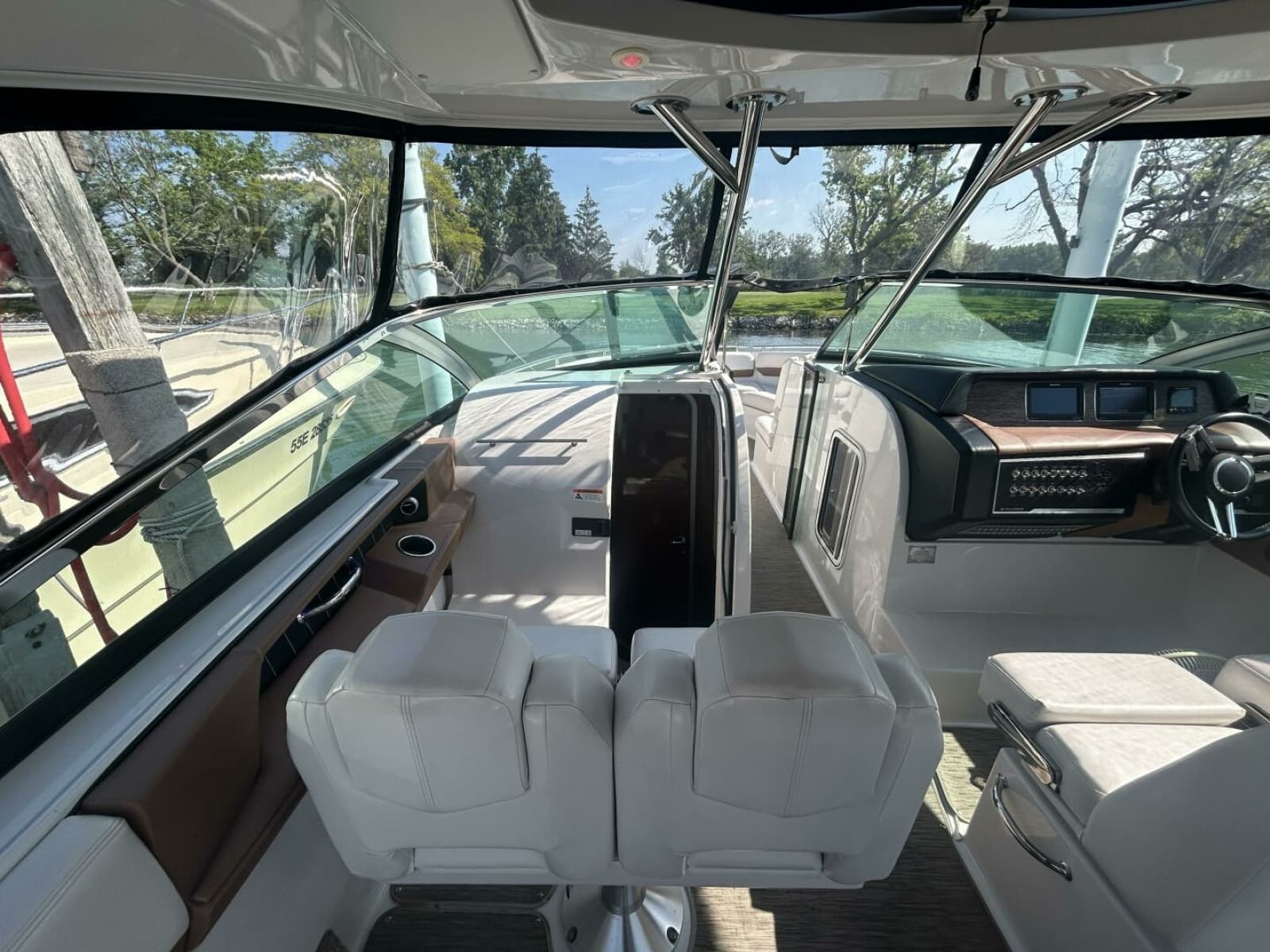 2017 Four Winns H350 - Photo 18
