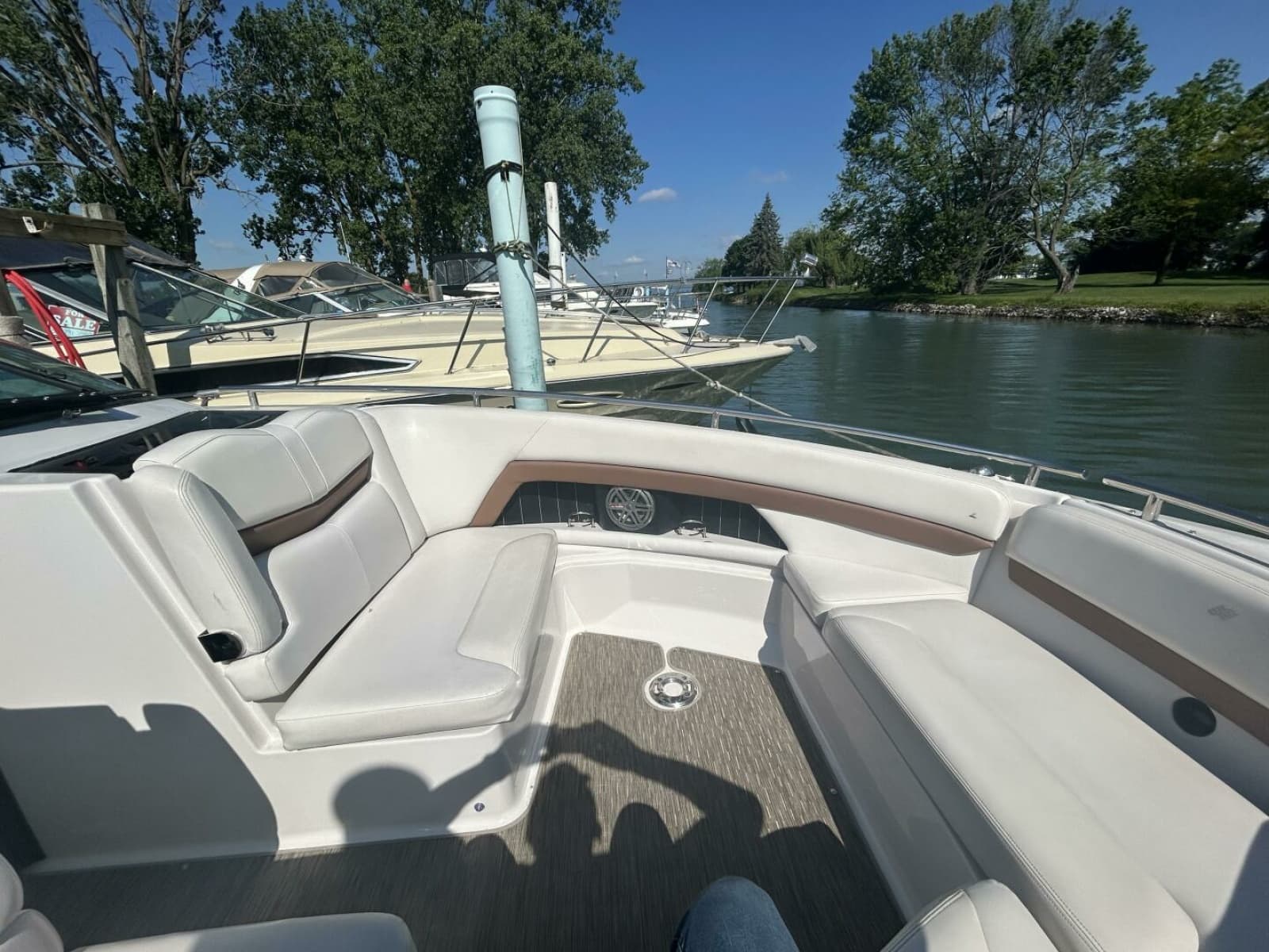2017 Four Winns H350 - Photo 32