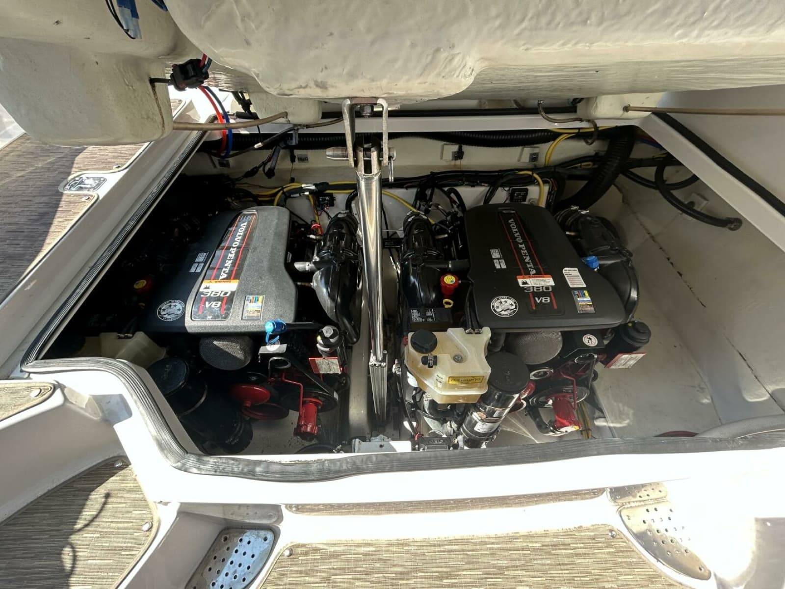 2017 Four Winns H350 - Photo 42