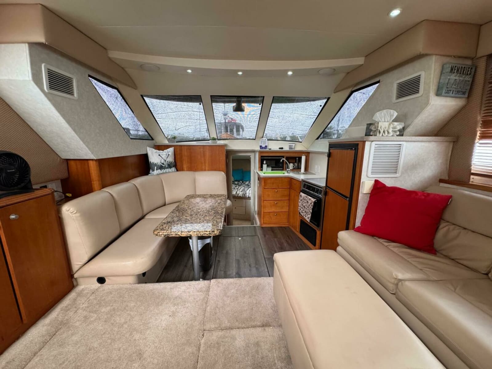 1997 Silverton 352 Motor Yacht - Photo 27