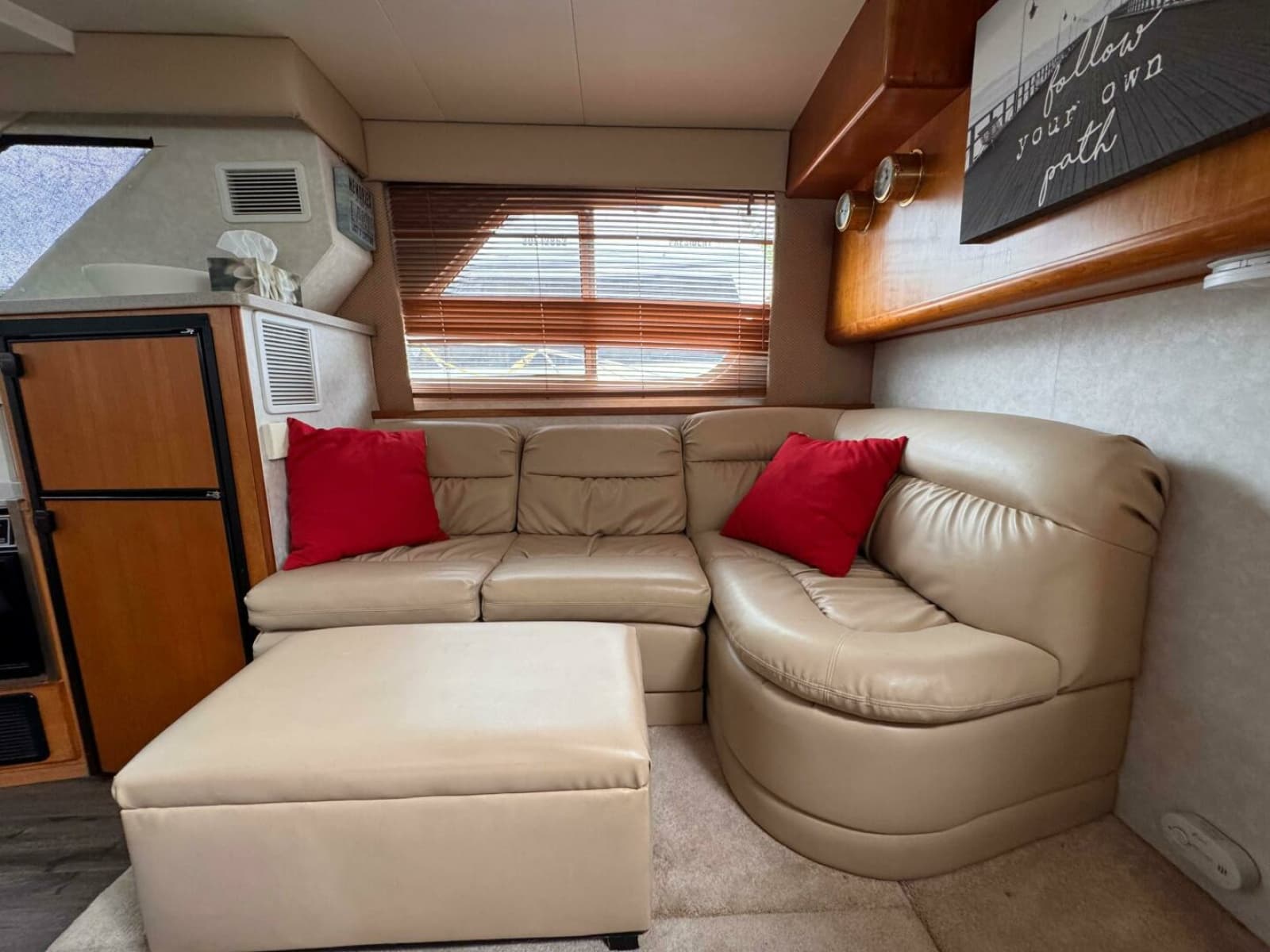 1997 Silverton 352 Motor Yacht - Photo 31