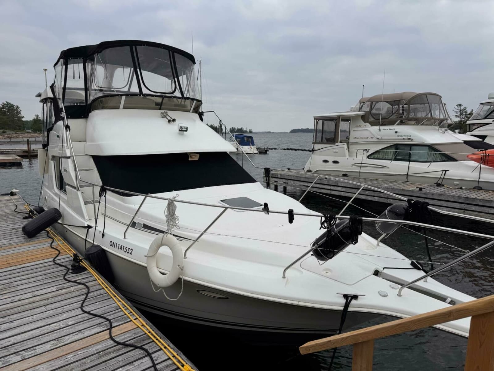 1997 Silverton 352 Motor Yacht - Photo 4