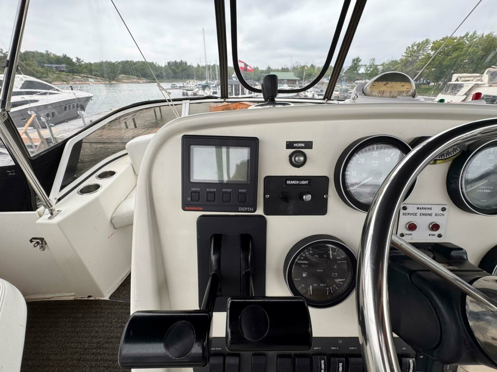1997 Silverton 352 Motor Yacht - Photo 15