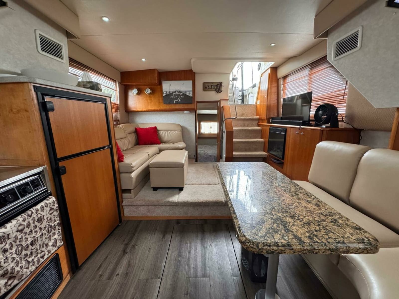 1997 Silverton 352 Motor Yacht - Photo 36