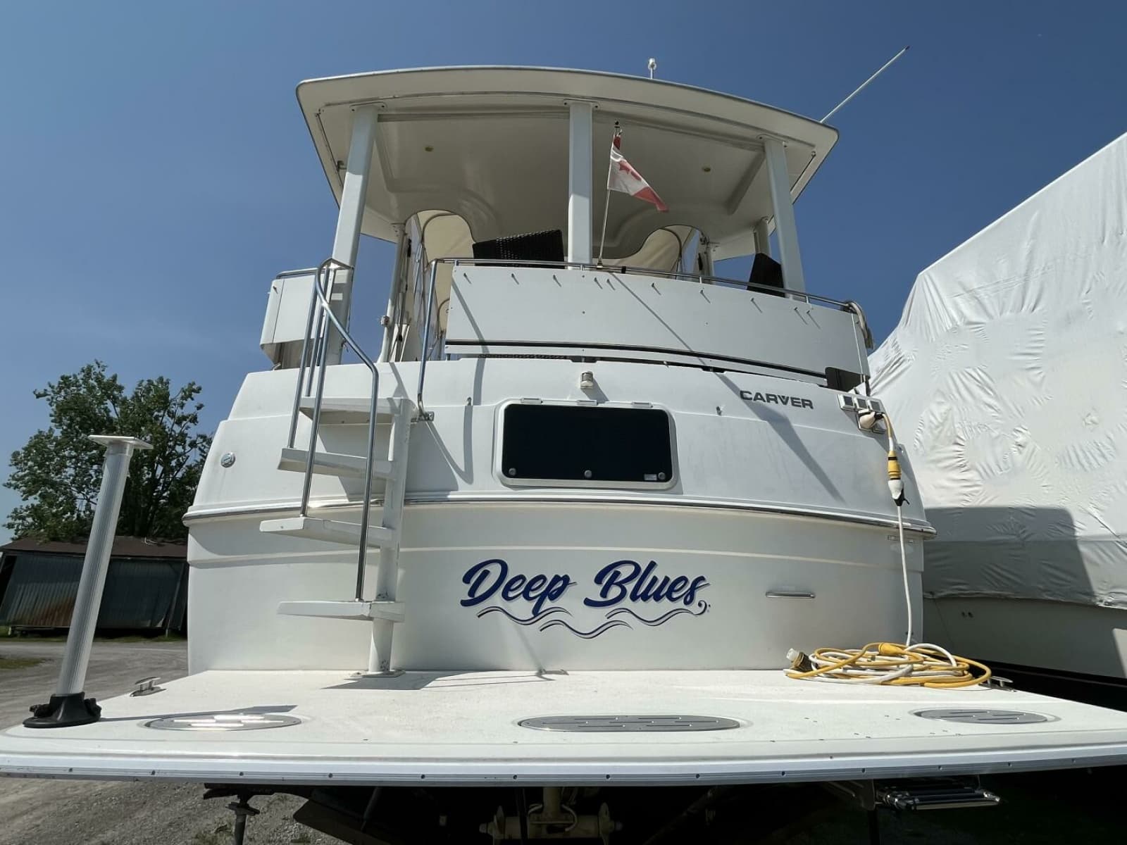 1996 Carver 370 Aft Cabin - Photo 10