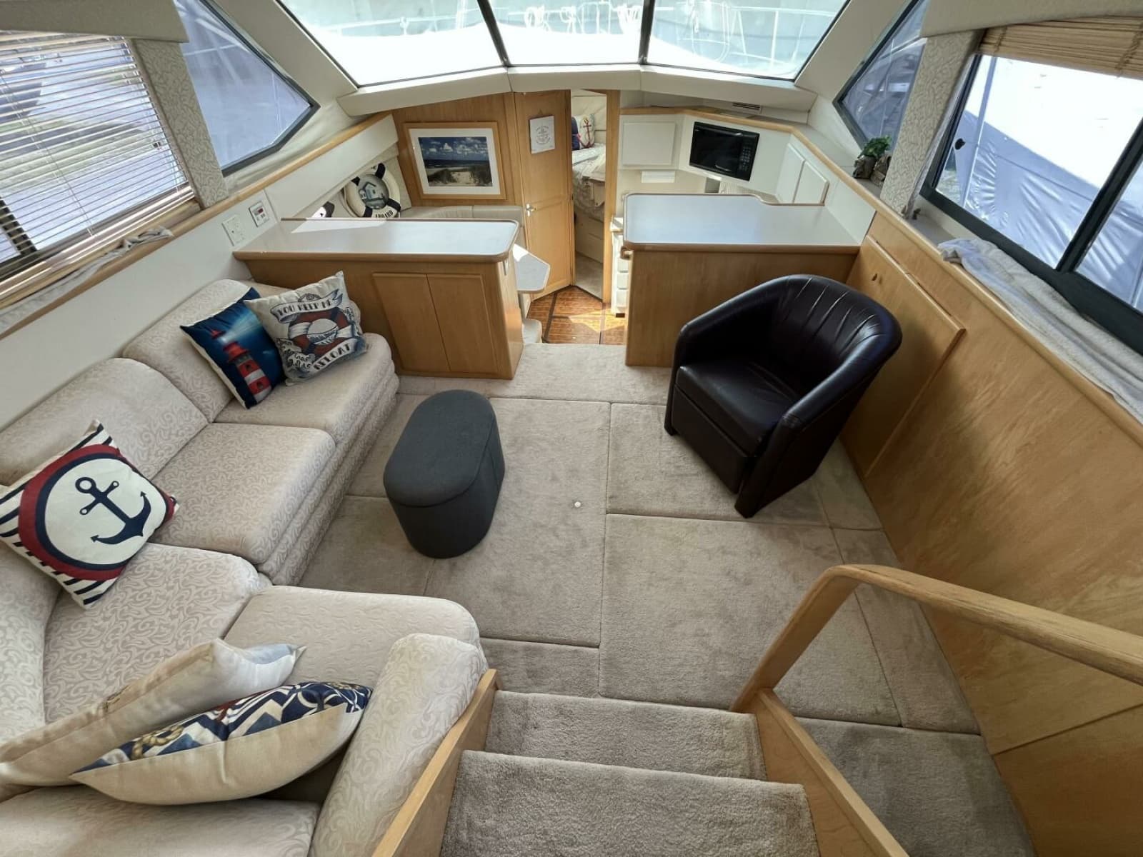 1996 Carver 370 Aft Cabin - Photo 37