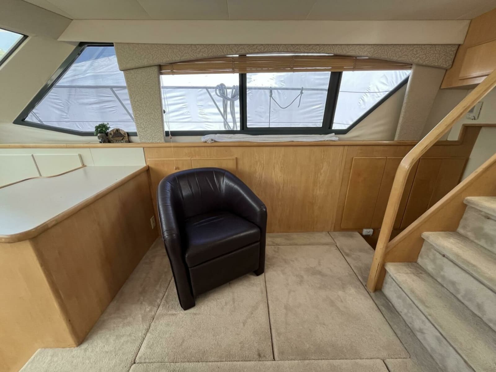 1996 Carver 370 Aft Cabin - Photo 39