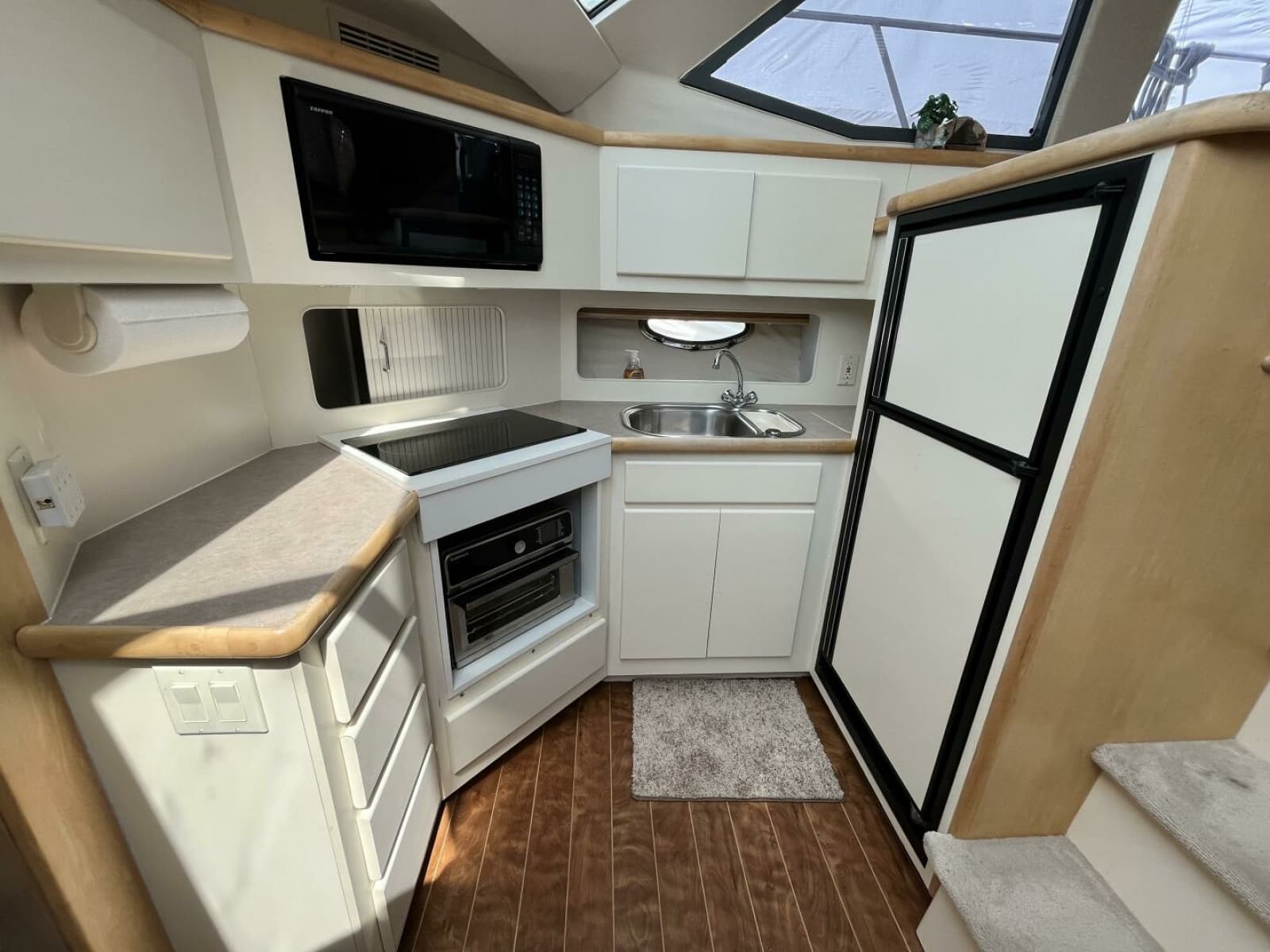 1996 Carver 370 Aft Cabin - Photo 42