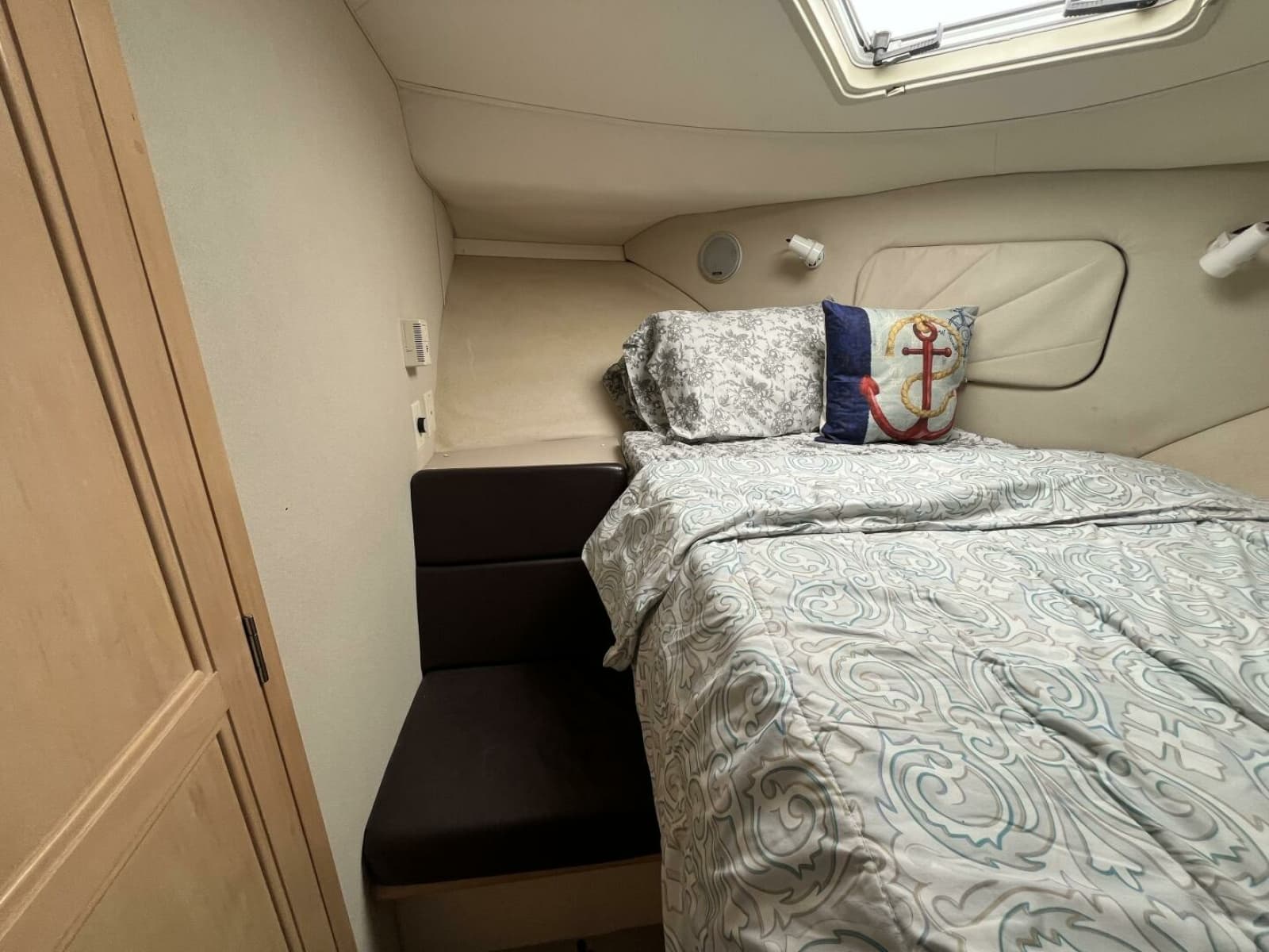 1996 Carver 370 Aft Cabin - Photo 49