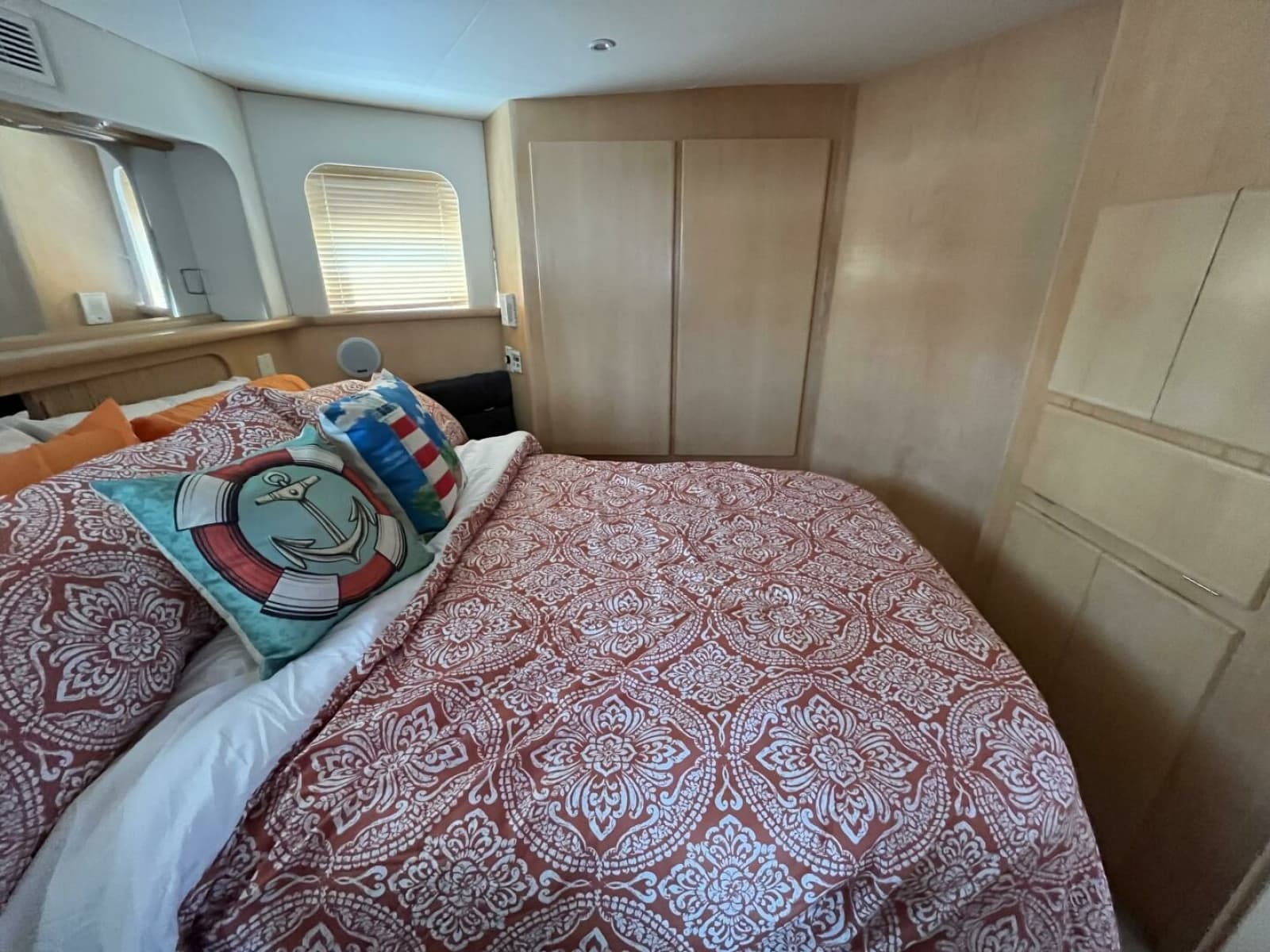 1996 Carver 370 Aft Cabin - Photo 56