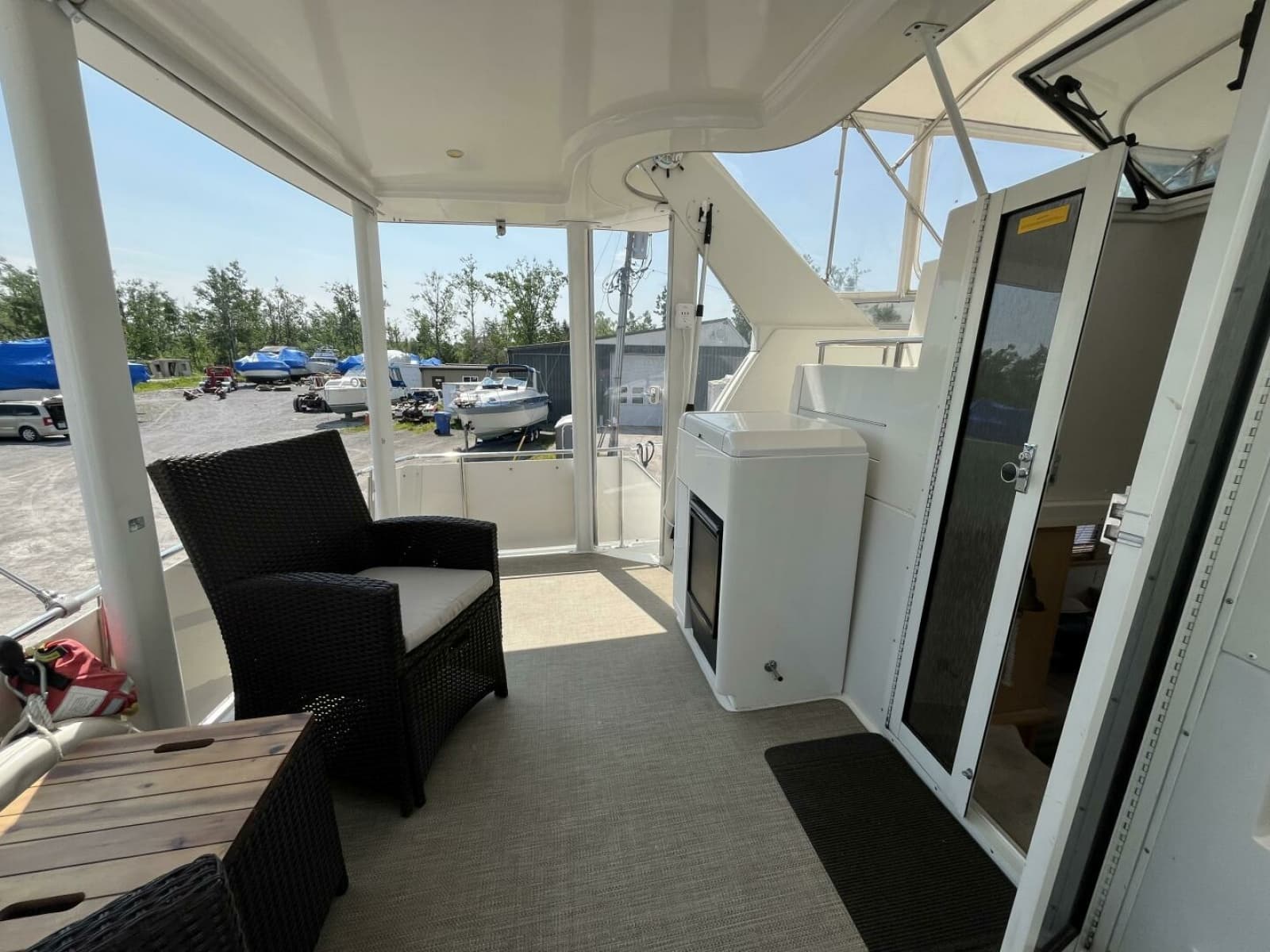 1996 Carver 370 Aft Cabin - Photo 14