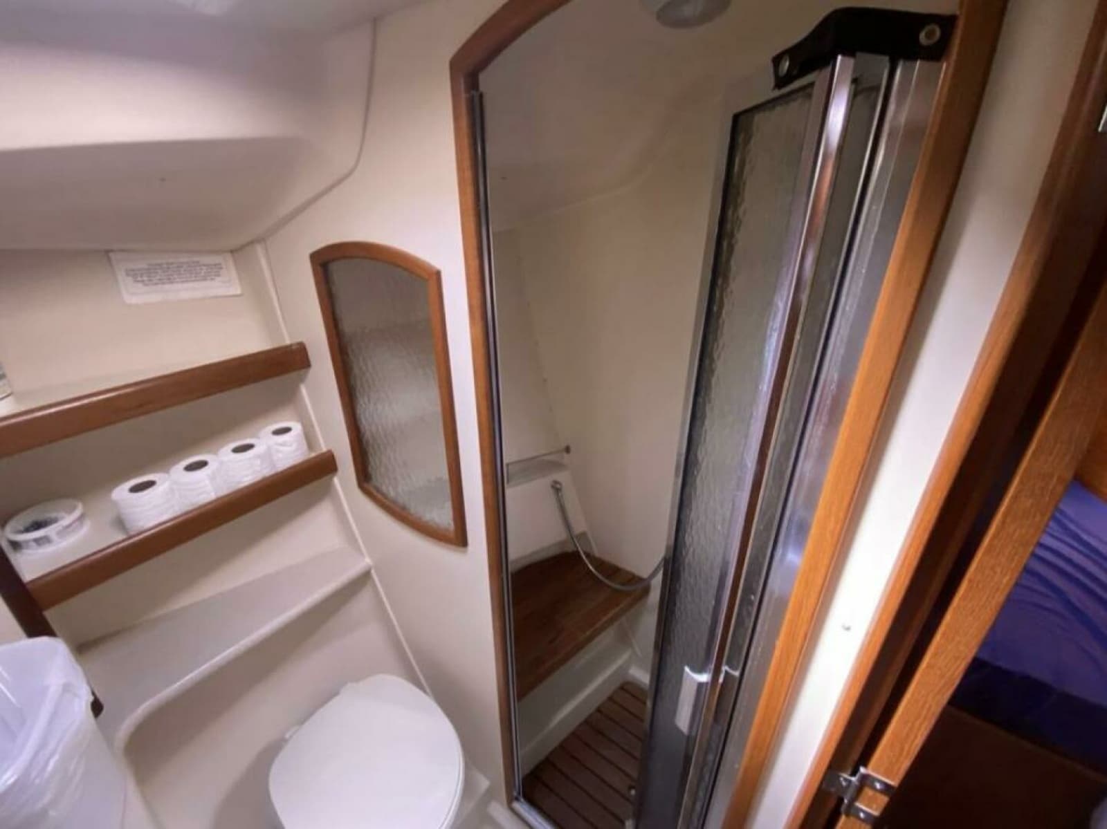 2006 Hunter 45 Center Cockpit - Photo 16