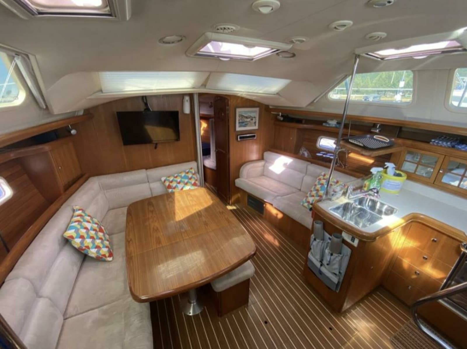 2006 Hunter 45 Center Cockpit - Photo 18