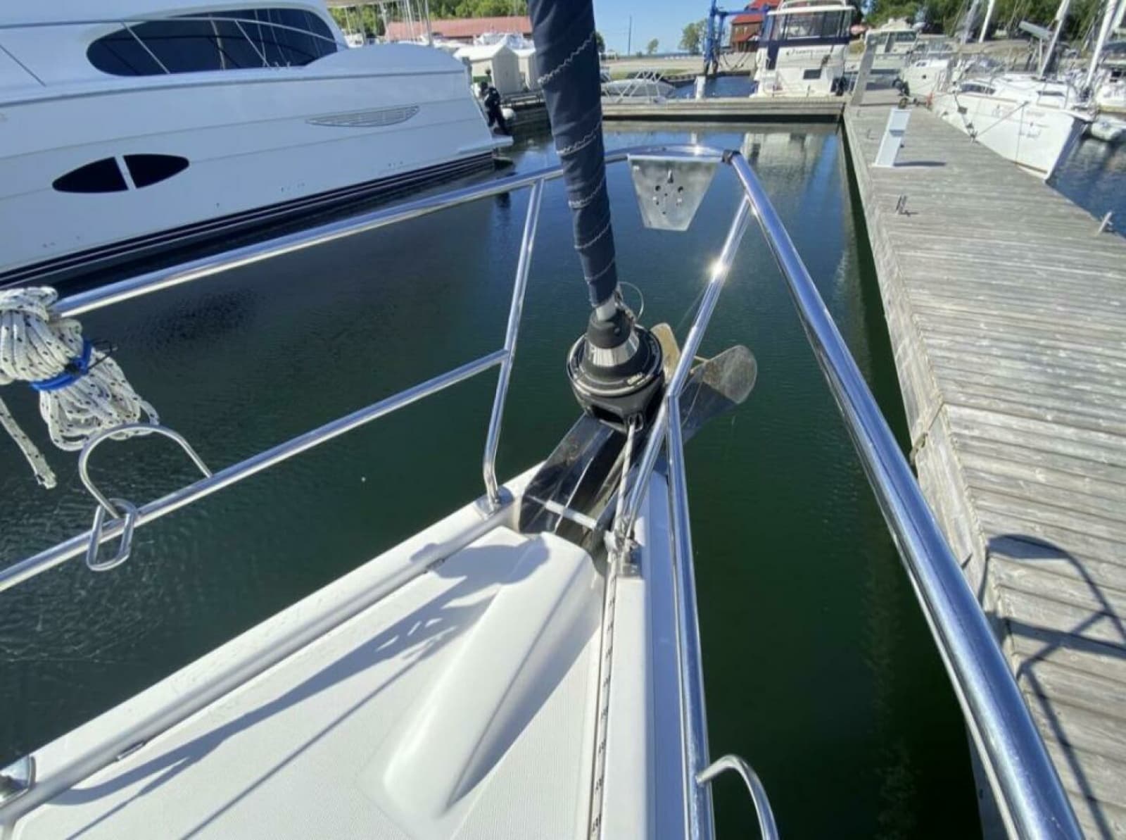 2006 Hunter 45 Center Cockpit - Photo 3