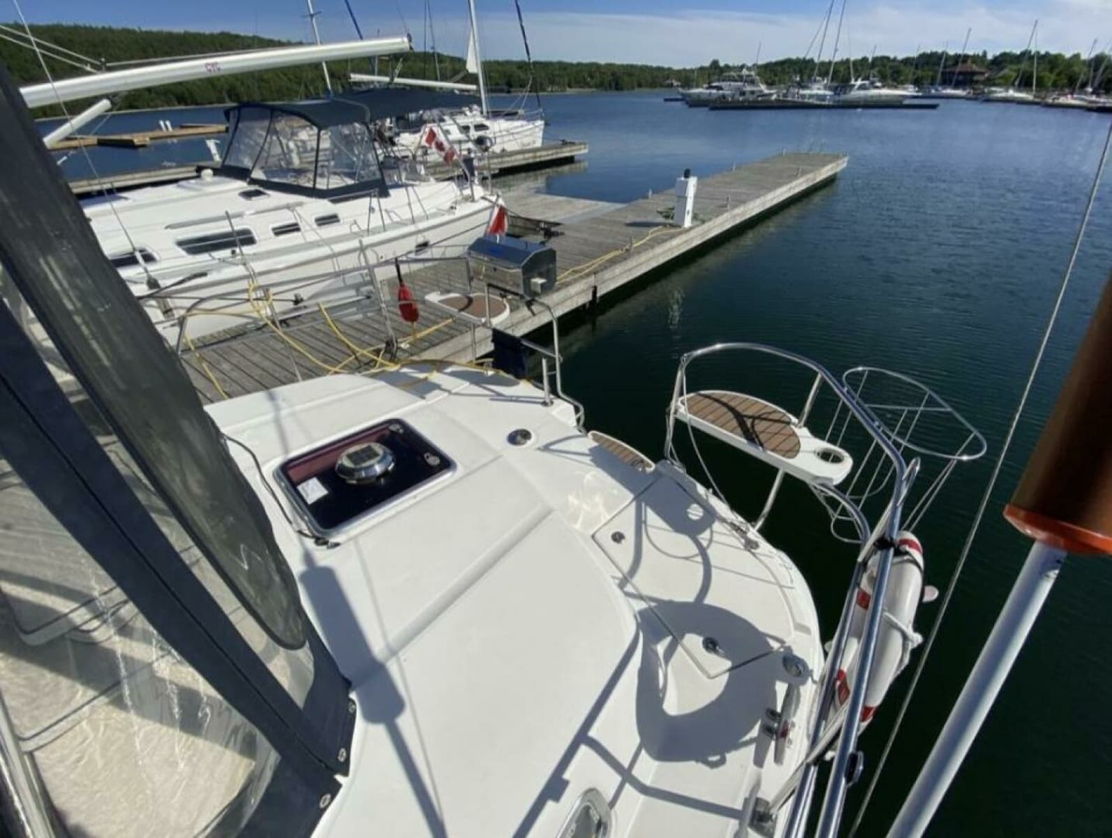 2006 Hunter 45 Center Cockpit - Photo 8