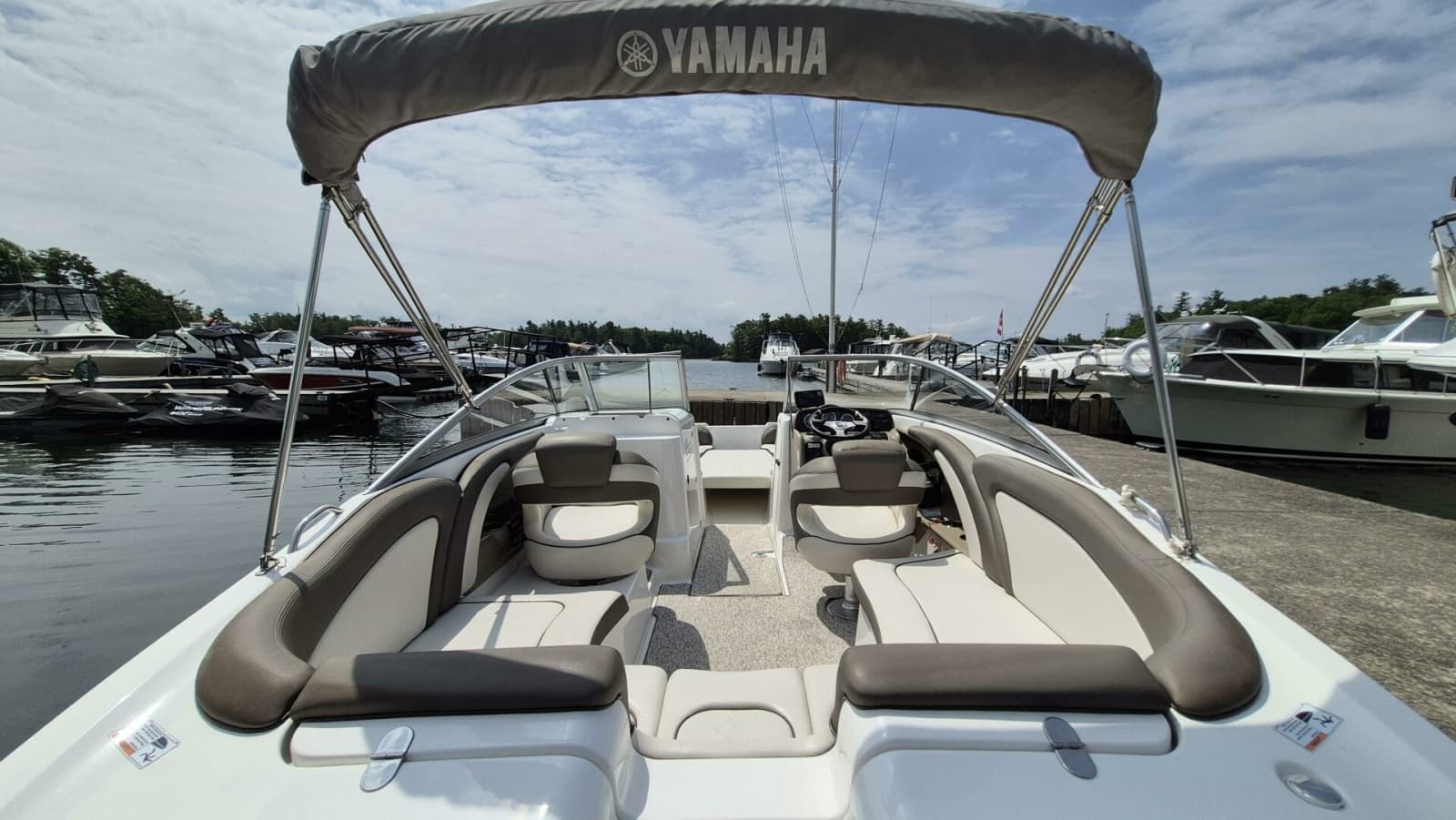 2012 Yamaha Boats 242 Limited - Photo 12