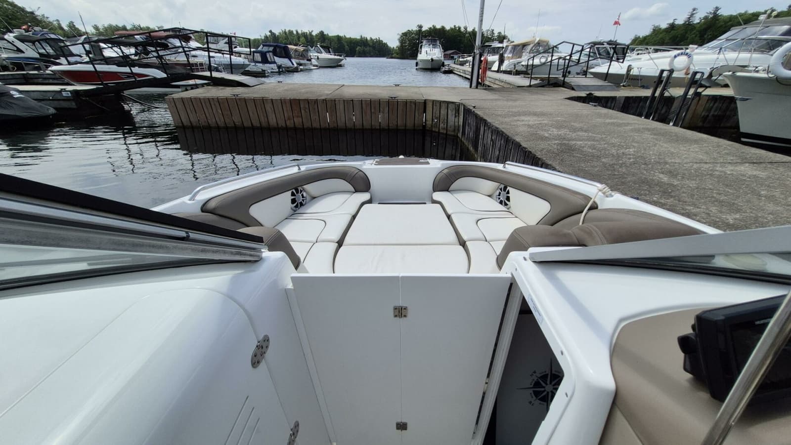 2012 Yamaha Boats 242 Limited - Photo 19