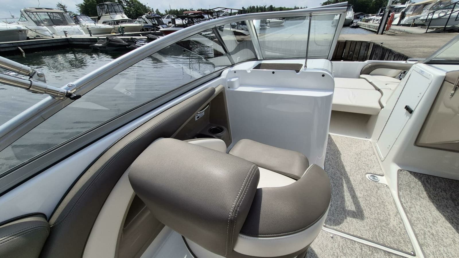 2012 Yamaha Boats 242 Limited - Photo 24