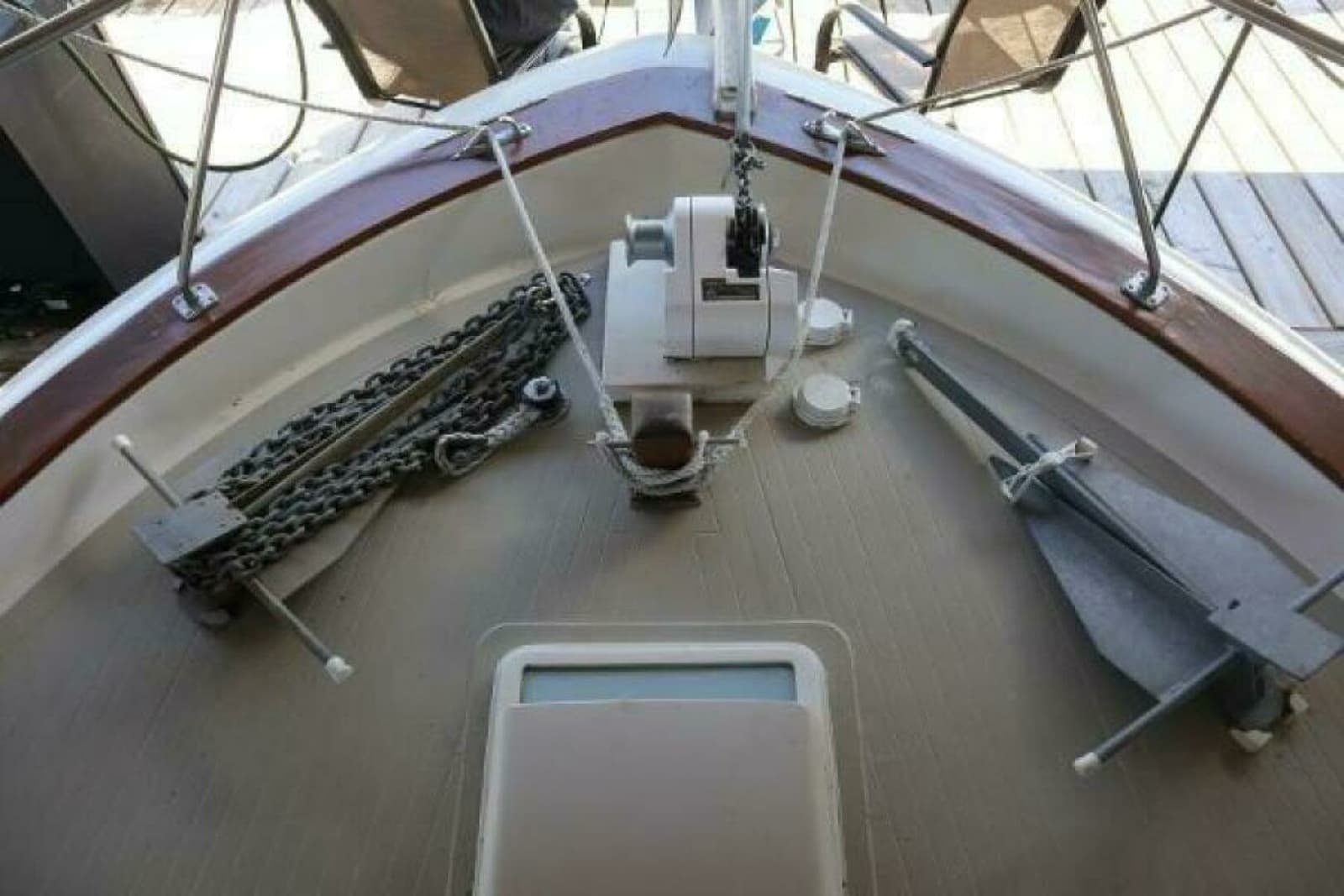1970 Chris-Craft 42 Commander - Photo 9