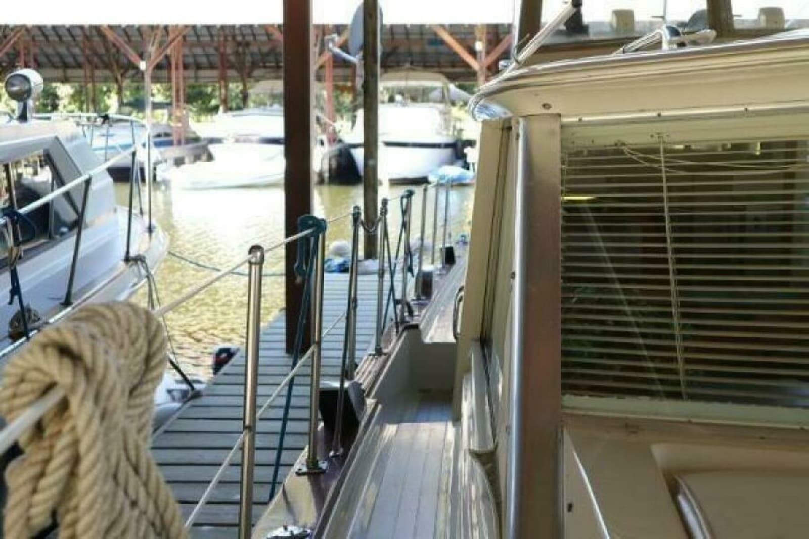 1970 Chris-Craft 42 Commander - Photo 12