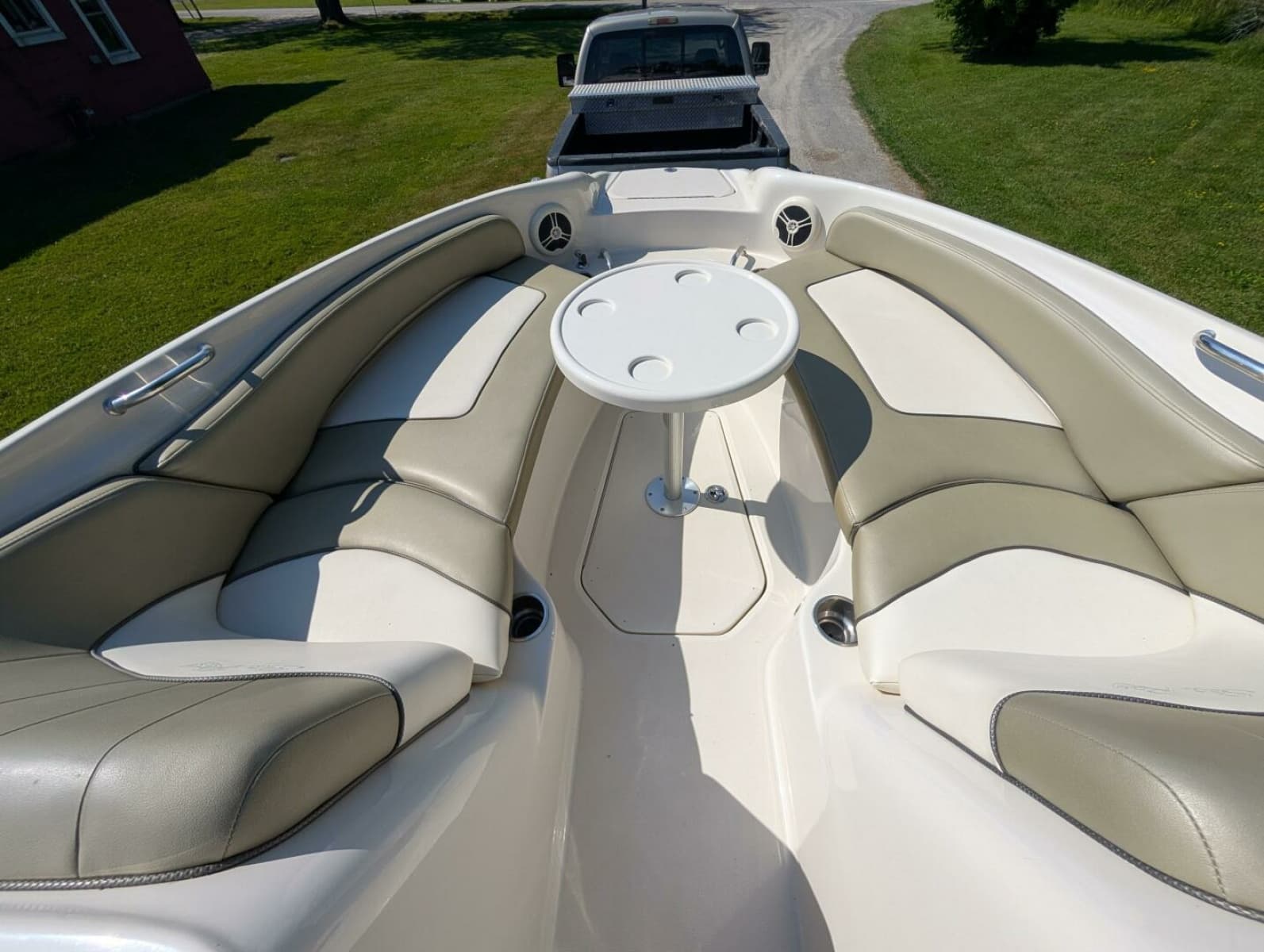2007 Sea Ray 240 Sundeck - Photo 23
